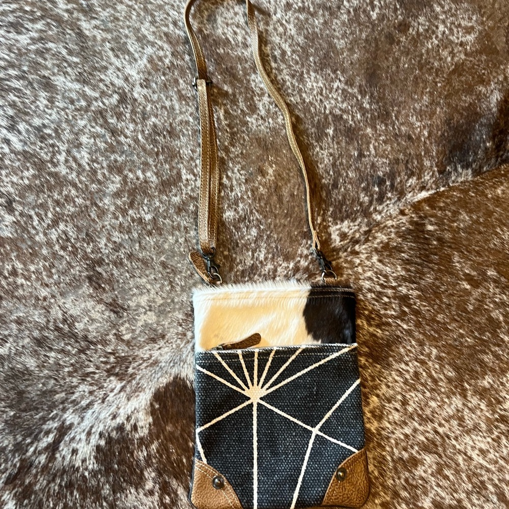 Myra Crossbody Bag